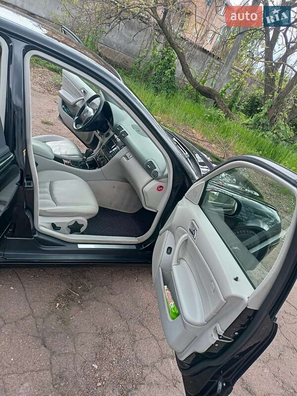 Седан Mercedes-Benz C-Class 2004 в Чернигове