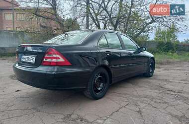 Седан Mercedes-Benz C-Class 2004 в 