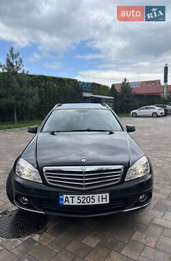 Універсал Mercedes-Benz C-Class 2010 в 