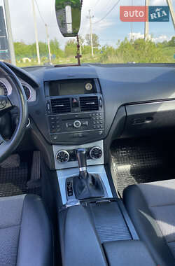Седан Mercedes-Benz C-Class 2008 в 