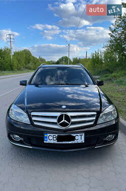 Універсал Mercedes-Benz C-Class 2010 в Ніжині