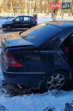 Седан Mercedes-Benz C-Class 2005 в 