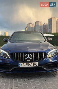 Седан Mercedes-Benz C-Class 2019 в Києві