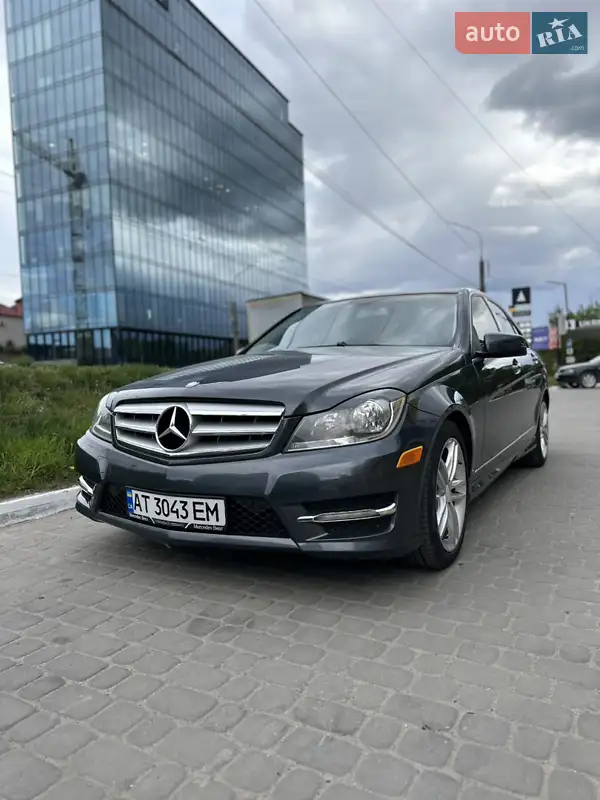 Mercedes-Benz C-Class