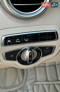 Седан Mercedes-Benz C-Class 2015 в 