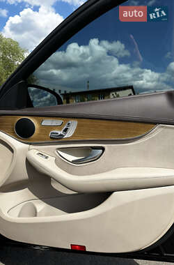 Седан Mercedes-Benz C-Class 2015 в 