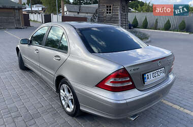 Седан Mercedes-Benz C-Class 2006 в 
