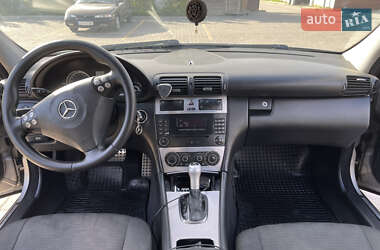 Седан Mercedes-Benz C-Class 2006 в 