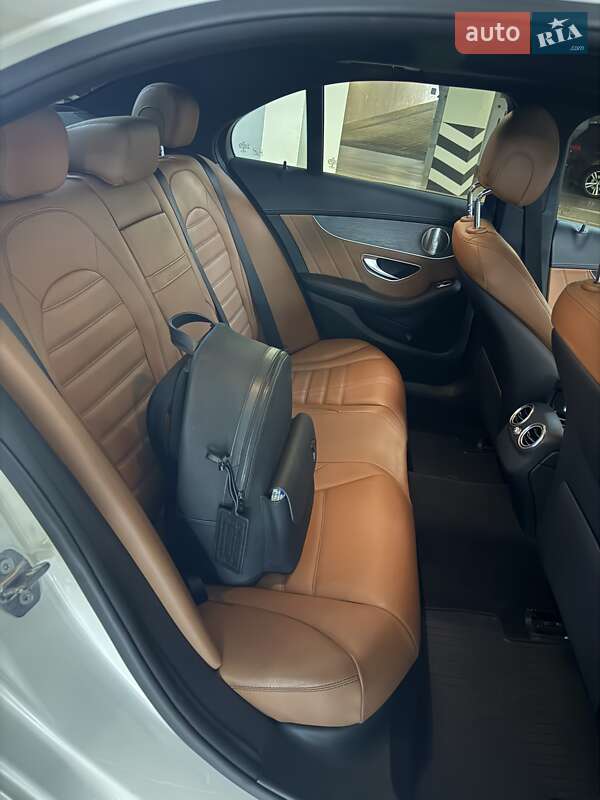 Седан Mercedes-Benz C-Class 2019 в Києві