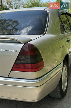 Седан Mercedes-Benz C-Class 1995 в 