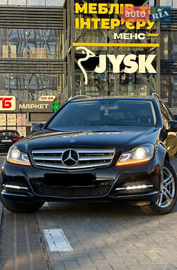 Универсал Mercedes-Benz C-Class 2011 в 
