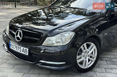 Седан Mercedes-Benz C-Class 2011 в 