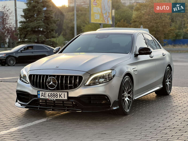 Mercedes-Benz C-Class 2019