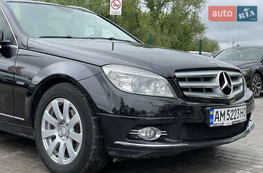 Универсал Mercedes-Benz C-Class 2009 в 