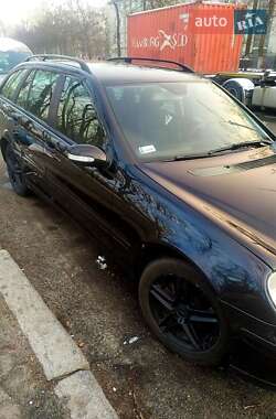 Універсал Mercedes-Benz C-Class 2006 в Києві