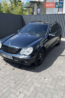 Универсал Mercedes-Benz C-Class 2004 в 