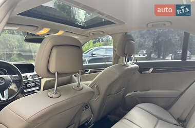 Седан Mercedes-Benz C-Class 2012 в 
