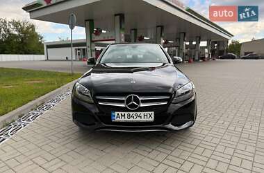 Седан Mercedes-Benz C-Class 2017 в 