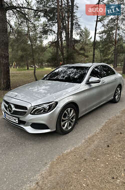 Седан Mercedes-Benz C-Class 2017 в 