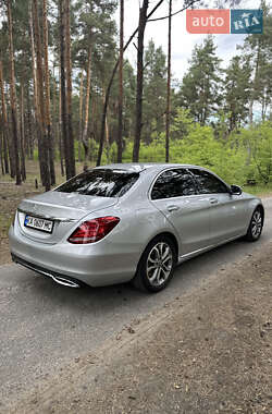 Седан Mercedes-Benz C-Class 2017 в 