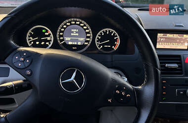 Седан Mercedes-Benz C-Class 2010 в 