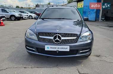 Универсал Mercedes-Benz C-Class 2010 в 