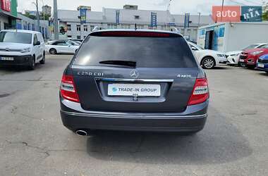 Универсал Mercedes-Benz C-Class 2010 в 