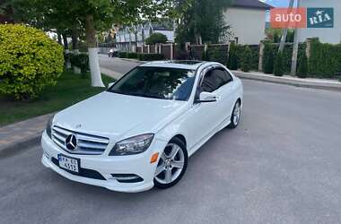 Mercedes-Benz C-Class 2011 Mercedes-Benz C-Class 2011