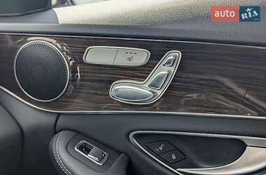 Седан Mercedes-Benz C-Class 2017 в 