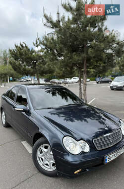 Седан Mercedes-Benz C-Class 2003 в Одессе