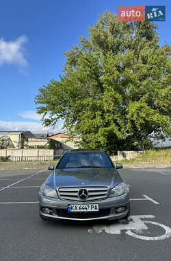 Седан Mercedes-Benz C-Class 2011 в 
