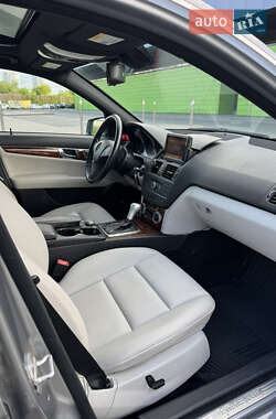 Седан Mercedes-Benz C-Class 2011 в 