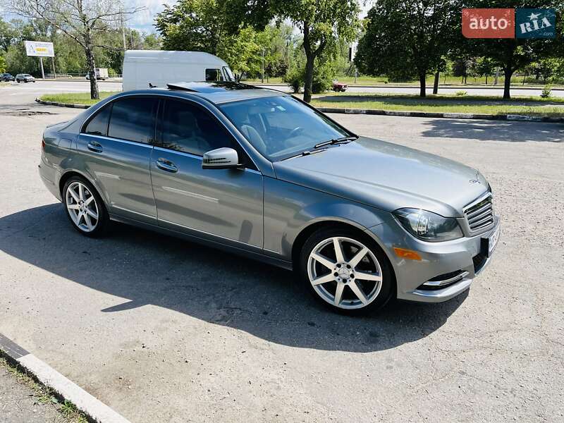 Mercedes-Benz C-Class 2013