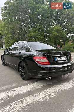 Седан Mercedes-Benz C-Class 2010 в 