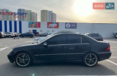Седан Mercedes-Benz C-Class 2005 в 