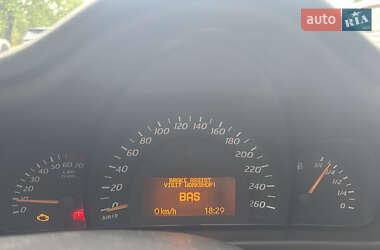 Купе Mercedes-Benz C-Class 2001 в 