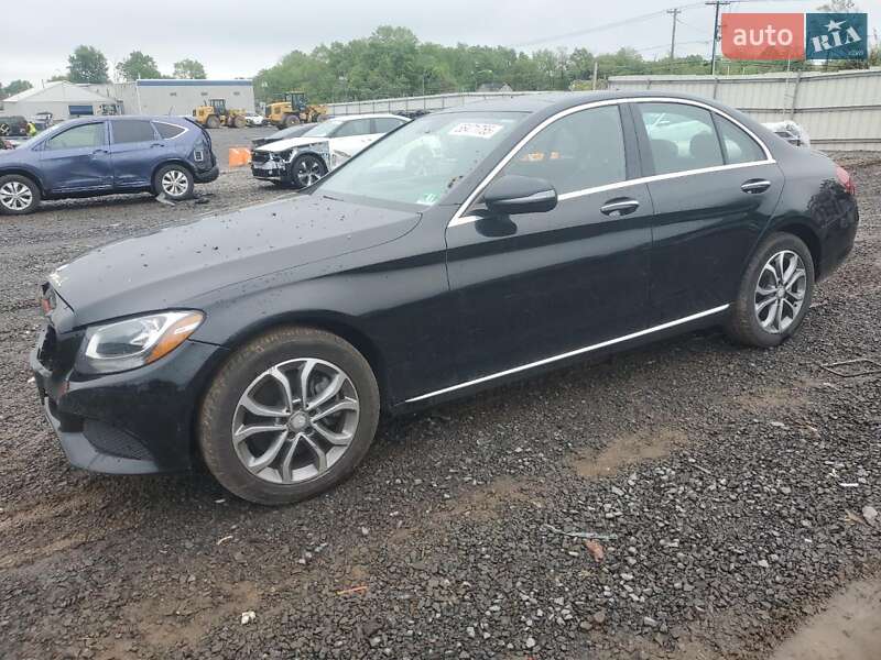 Седан Mercedes-Benz C-Class 2016 в Львове фото Седан Mercedes-Benz C-Class 2016 в Львове