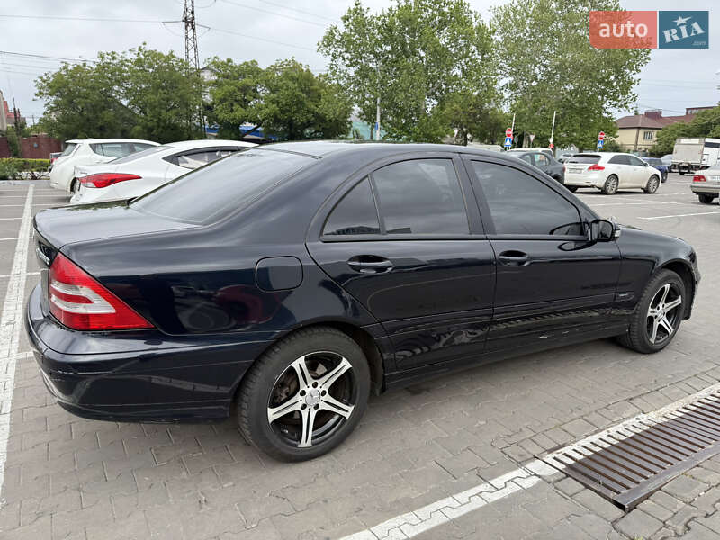 Седан Mercedes-Benz C-Class 2006 в Одесі