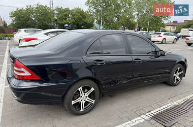 Седан Mercedes-Benz C-Class 2006 в 