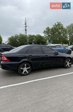 Седан Mercedes-Benz C-Class 2006 в 