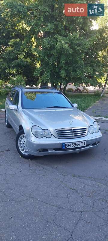 Универсал Mercedes-Benz C-Class 2002 в 