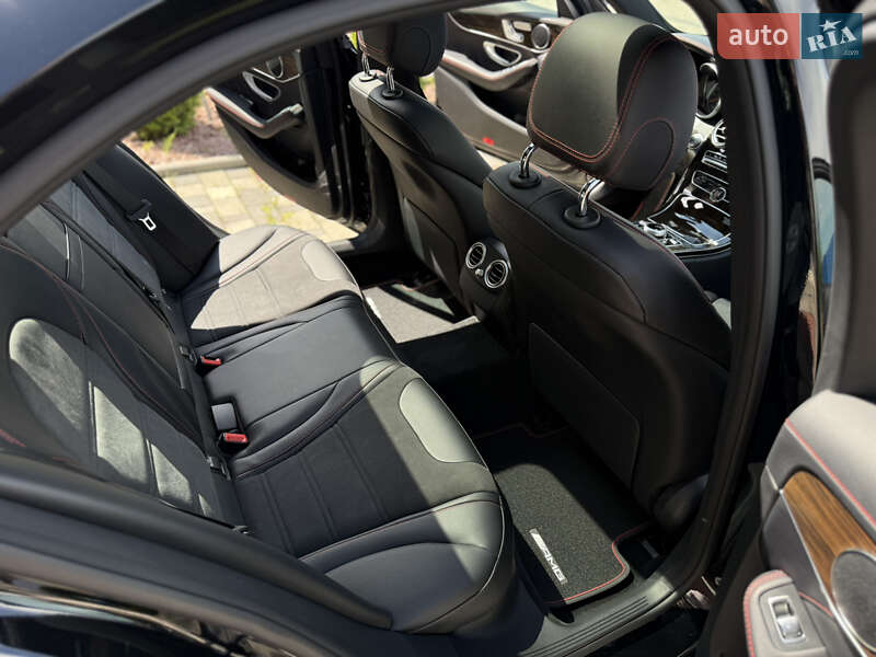 Седан Mercedes-Benz C-Class 2018 в Луцке