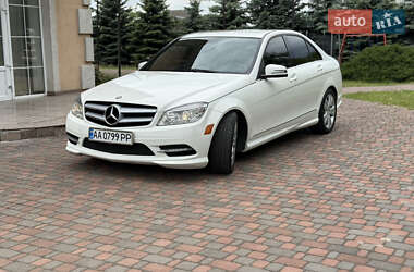 Седан Mercedes-Benz C-Class 2011 в Киеве