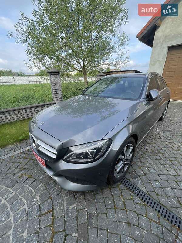Універсал Mercedes-Benz C-Class 2017 в Стрию