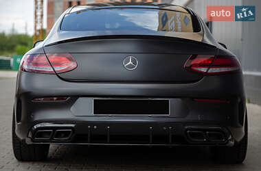 Купе Mercedes-Benz C-Class 2016 в 