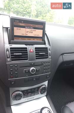 Седан Mercedes-Benz C-Class 2010 в 