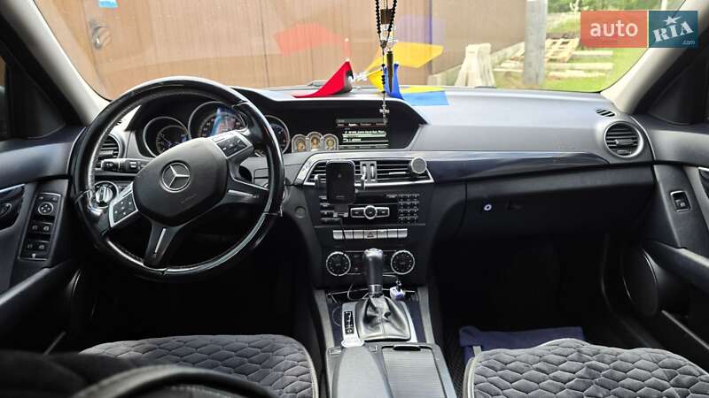 Универсал Mercedes-Benz C-Class 2014 в Одессе