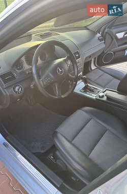 Универсал Mercedes-Benz C-Class 2009 в 
