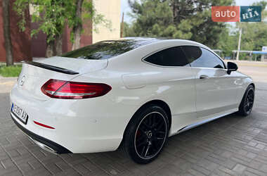 Купе Mercedes-Benz C-Class 2016 в 
