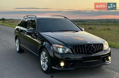 Універсал Mercedes-Benz C-Class 2010 в 